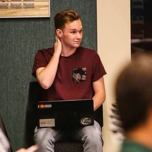 Meet your Posher, Stuart